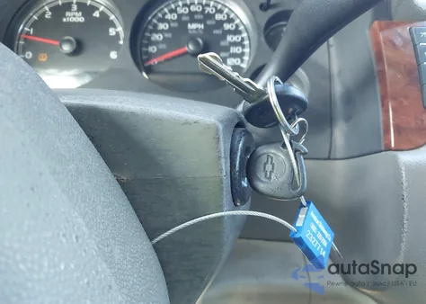 2007 Chevrolet Avalanche 1500 Lt из США, поврежденный, VIN 3GNEC12067G108202